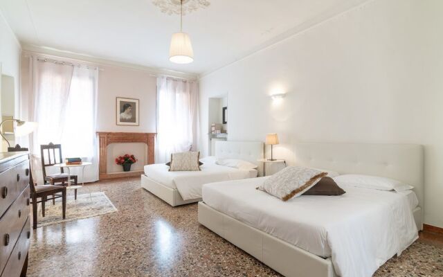 Rio Terra' Canal View Apartment