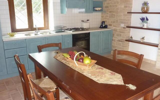 Villa in Le Marche with stunning views-Villa Monteverde