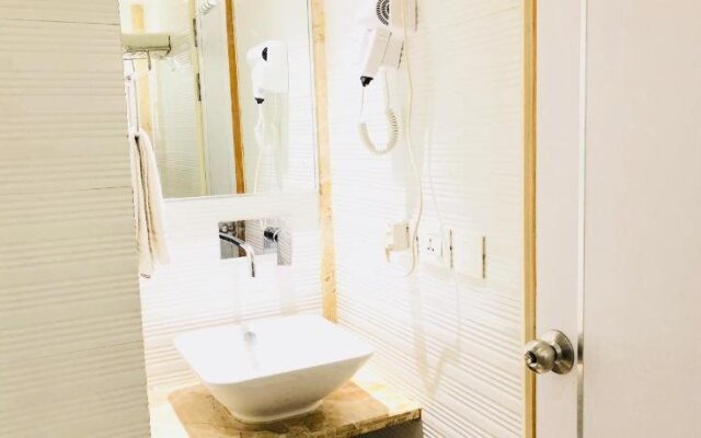 Hotel City Empire Dx