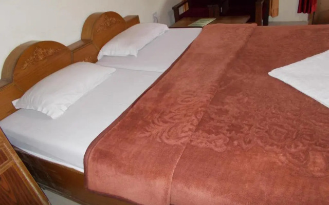 Premier rooms with Rooftop Terrace Restaurant