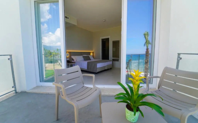 Eleamare Resort