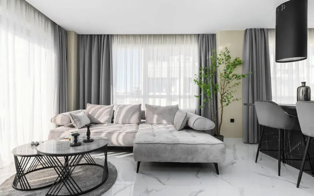 Ophelia Suites by halu!