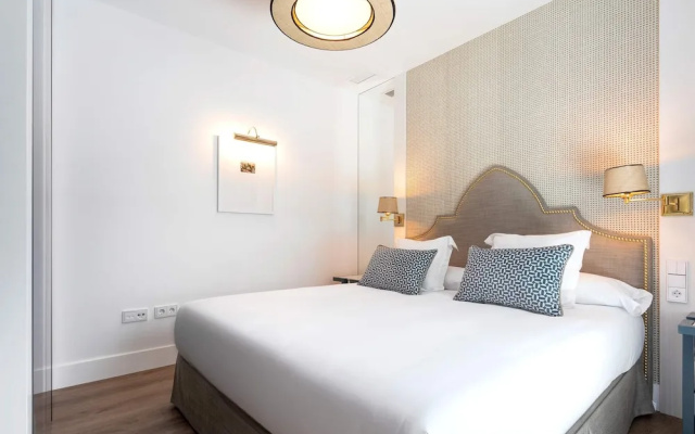 Exclusive Apartment Near Torre del Oro Betis Xiii