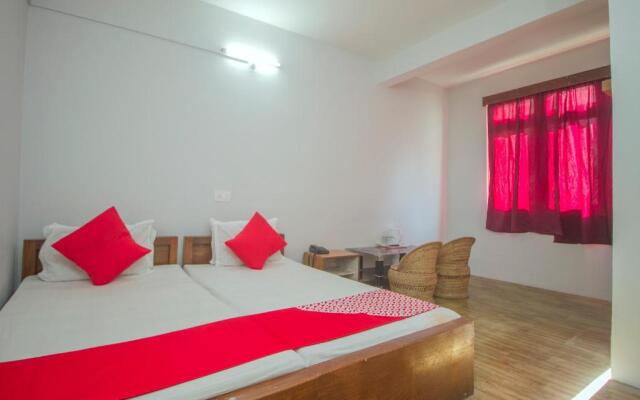 OYO 65173 Nourpem Residency