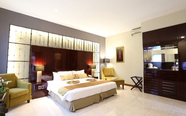 The Cakra Hotel