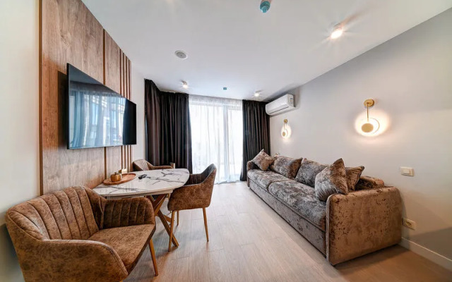 Apart-hotel on Luchezarnaya