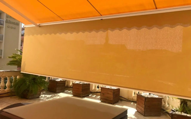 Appartement terrasse dans palace Belle Epoque