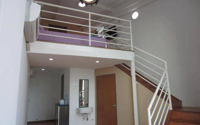 The CEO Duplex SOHO Suite