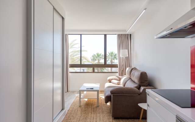 Apartamentos Aguila Beach