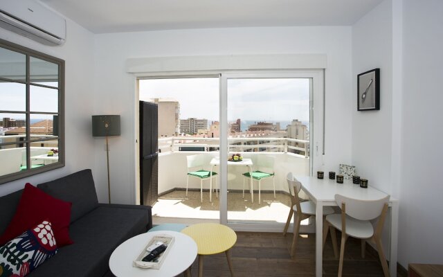 Lovely Quiet & Center Sea Views