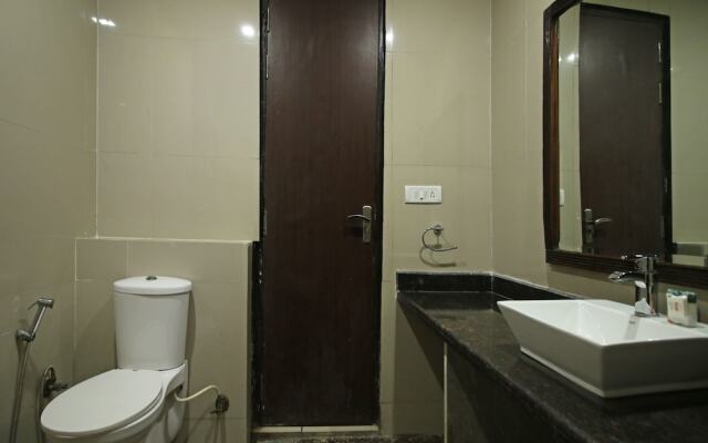 OYO 8095 Hotel Taj Castle