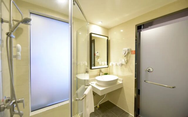 7 Days Premium·Chengdu Xinjin Rulin Road Subway Station