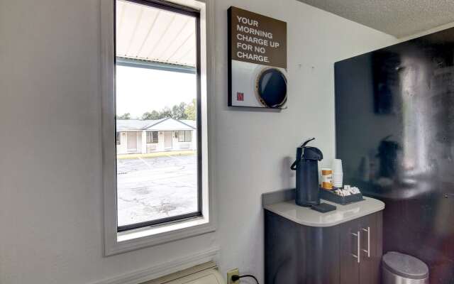 Motel 6 Union City, GA - Atlanta Airport