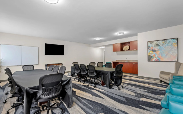 Comfort Suites Denver North - Westminster