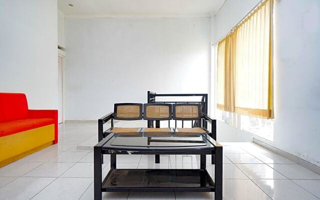 OYO Life 2812 Hommy Boarding House