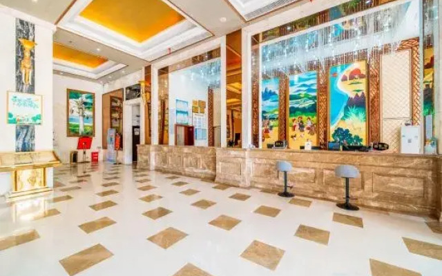 Coconut Rhyme Golden Dragon Hotel (Qionghai Yinhai Road Flagship)