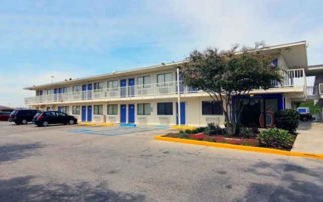 Motel 6 Corpus Christi, TX - Northwest