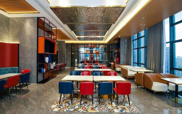 Ji Feng International Hotel - Nanning East Railway Station