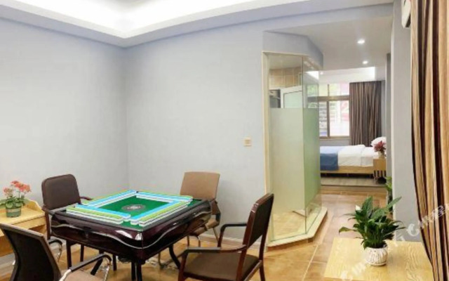 Chunjiang Business Hotel