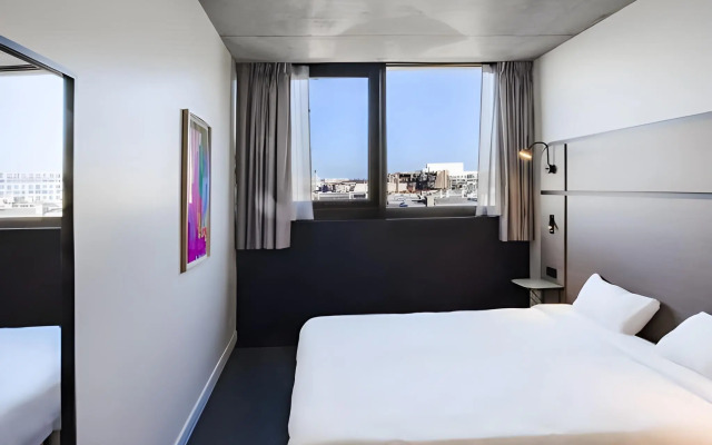 The People Paris Marais