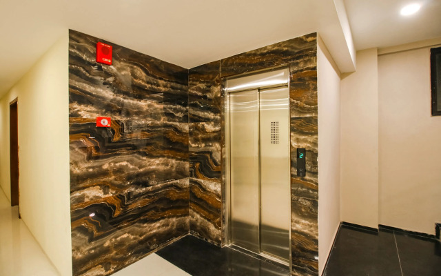 Fabhotel Divine Casa