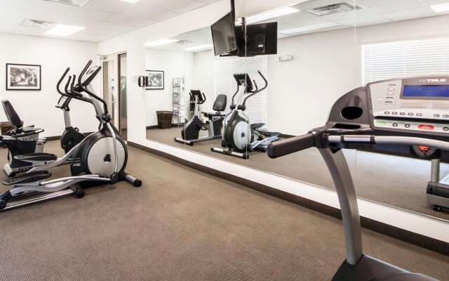 Sleep Inn & Suites Hennessey