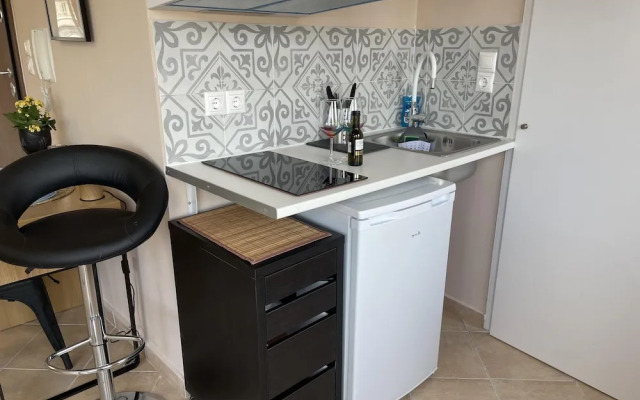 Cozy Apartment in Heart Athens Near Metro Fix 100m