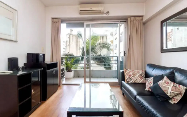 Relaxing one bedroom apt in the heart of Recoleta