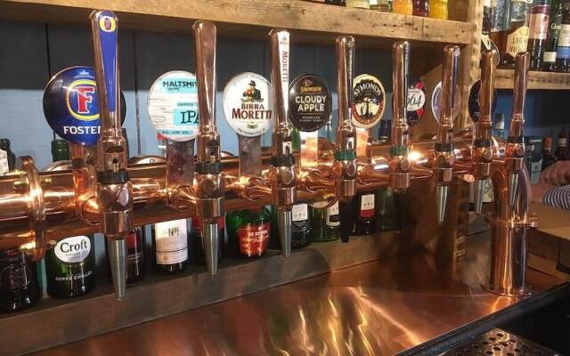 Crab and Lobster Inn