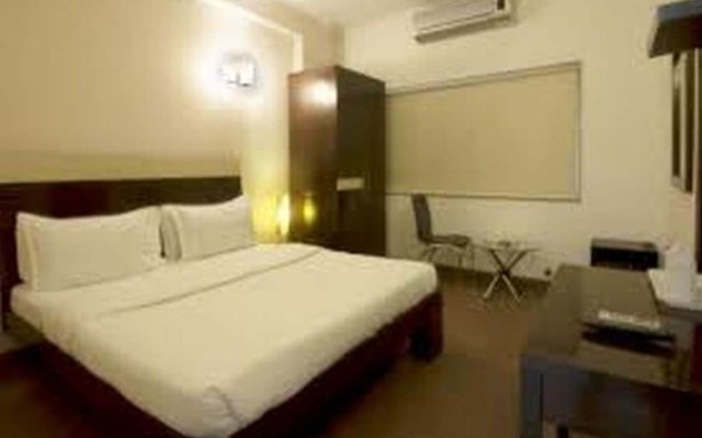 Maxfort Huda City Centre