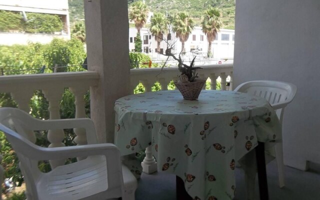 Standard 1-bed Apartment in Komiza no1