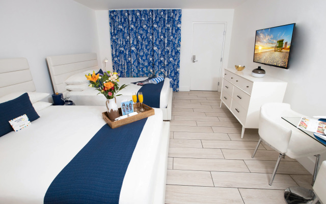 Waterside Hotel and Suites