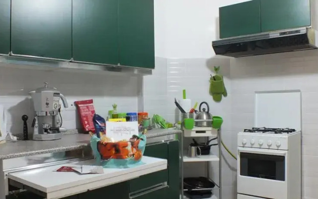 Four Seasons Holiday House