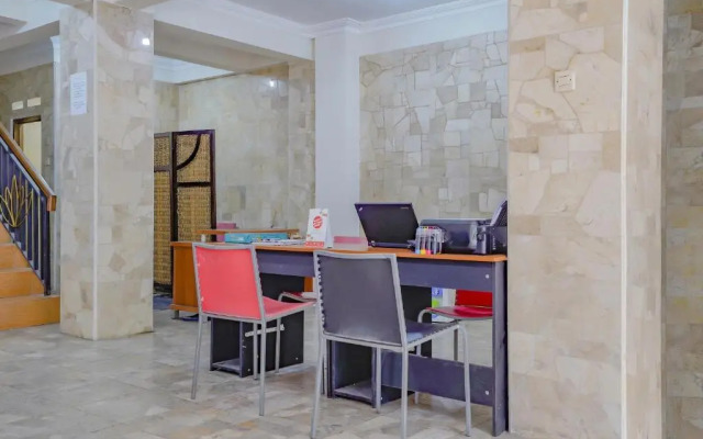 Merci Club by OYO Rooms