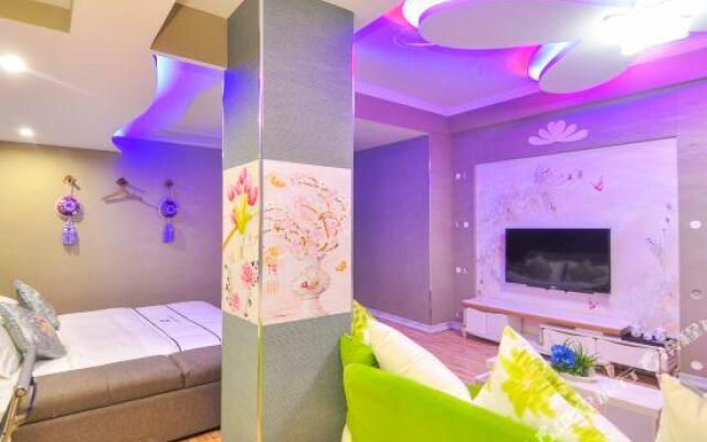Kunming Xiaomengwan Theme Hotel