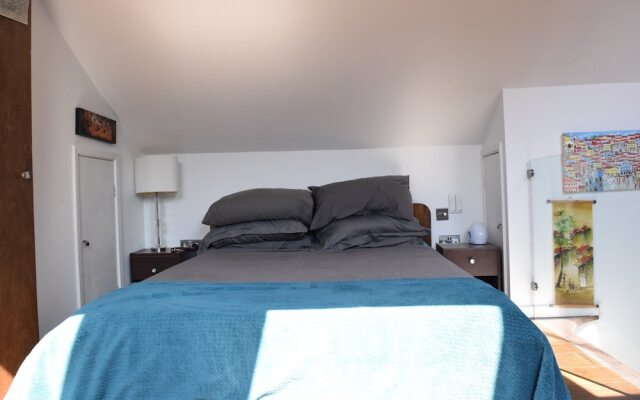 2 Bedroom Apartment in Paddington