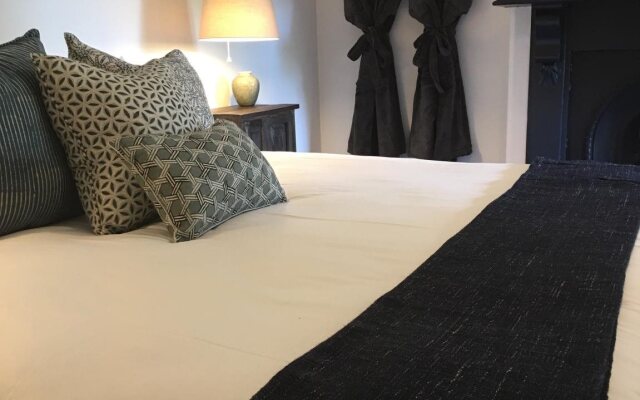 Hotel Etico at Mount Victoria Manor