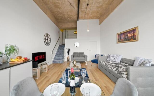 Duplex Apartments By Luxe Your Stays- Sandwell, West Bromwich