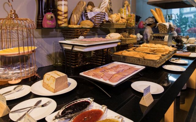 Terracotta Hotel & Resort Dalat