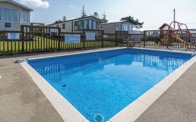 The Studio - 1 Bedroom Cabin - Amroth