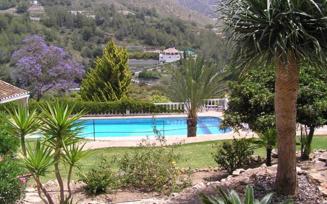 Villa Morera Bed & Breakfast