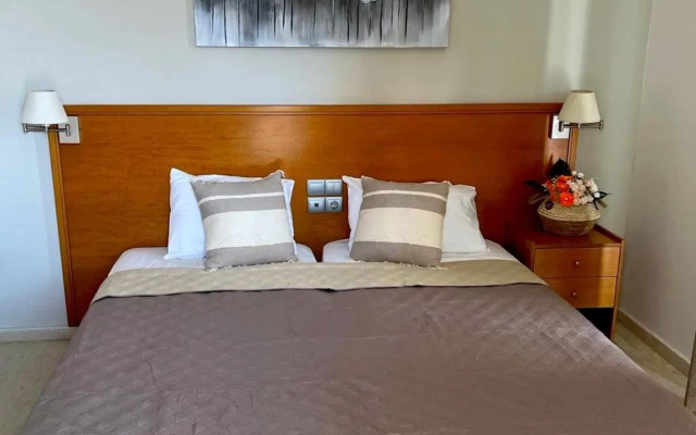 Philippos Studios & Apartments