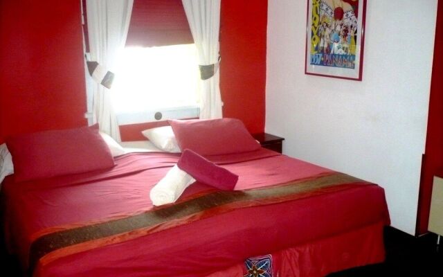 Dos Palmitos Bed and Breakfast