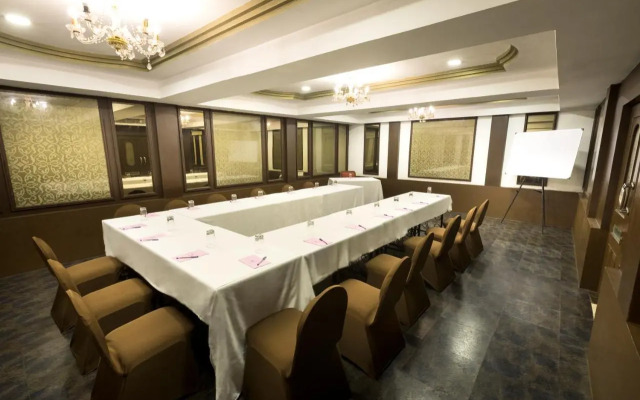 Hotel Grand Residence