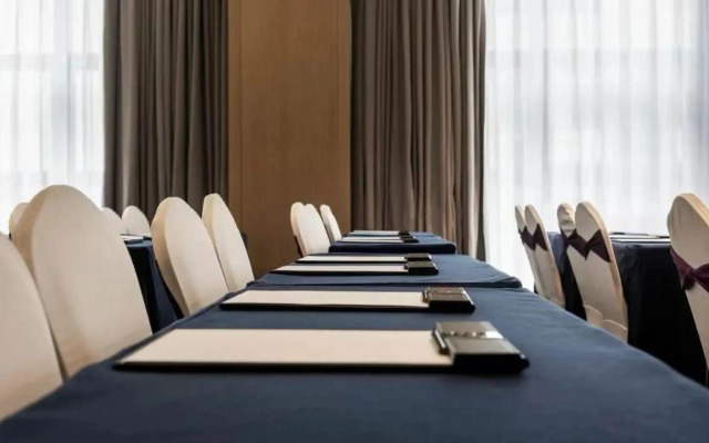 Chongqing Xidu TopView High Altitude Hotel (Chongqing Ranjiaba Dalongshan Light Rail Store)