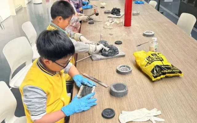 Land of Arts and Crafts