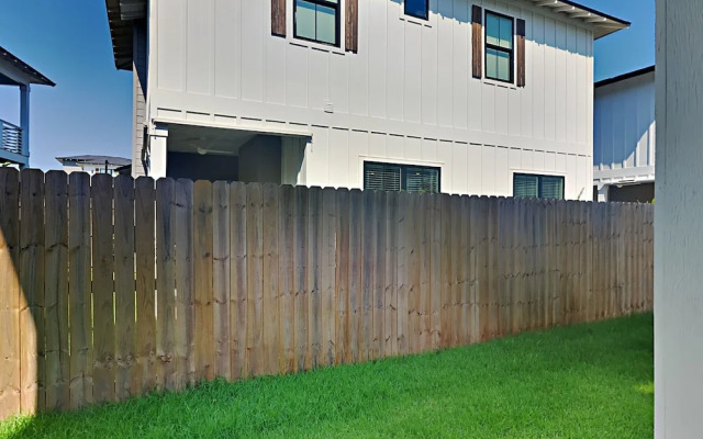 Redfish Harbor Pelican Place