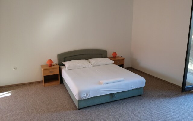 Sea Turtle Apartments