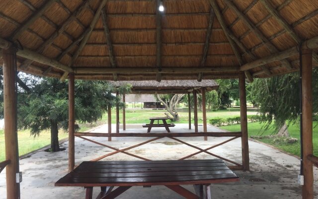 Chita Lodge - Kafue