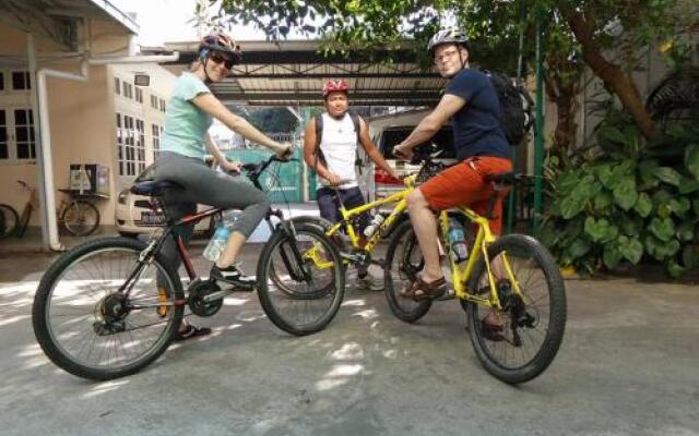 Bike World Myanmar Bed Breakfast & Bike Inn